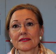 Benita Ferrero-Waldner: Skandale und Erfolge