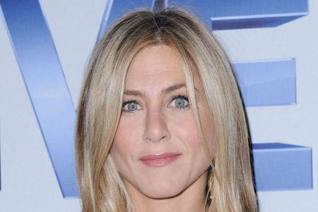 Jennifer Aniston besitzt Asche von toter Therapeutin