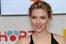 Scarlett Johansson holt sich in Beziehungsfragen Ratschläge