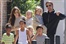 Angelina Jolie hat Großfamilie im Griff