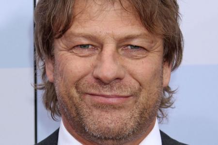 Sean Bean trägt High Heels für TV-Rolle