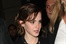 Emma Watson musiziert mit Co-Stars