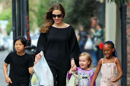 Pax und Zahara Jolie-Pitt als Statisten in 'Maleficent'