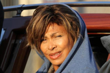 Tina Turner wird Schweizerin