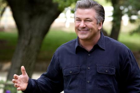 Alec Baldwin des Rassismus beschuldigt