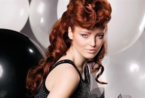 PR/Pressemitteilung: Fokusthema Red Carpet: der Look für die Partysaison